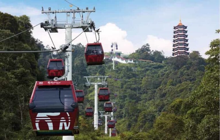 Menikmati Keindahan Alam Malaysia dari Gondola Genting Highlands Premium Outlets