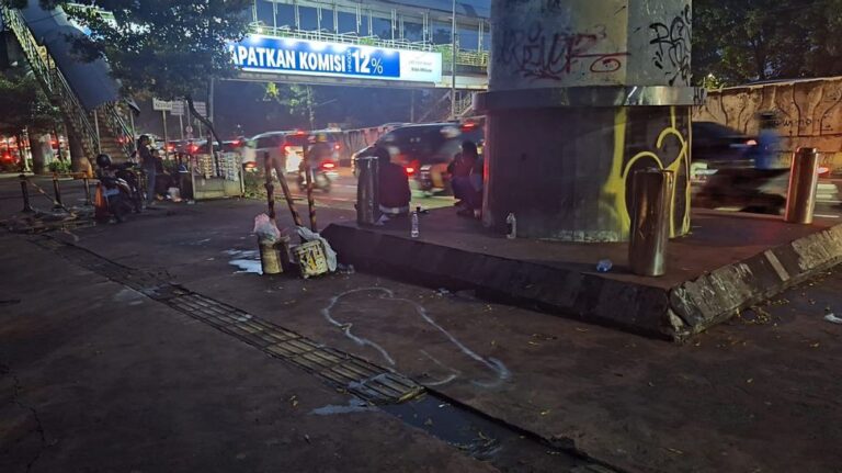 Pelaku Tabrak Lari di Menteng Pulo Gunakan Mobil Mercedes-Benz, Polisi Dalami Barang Bukti