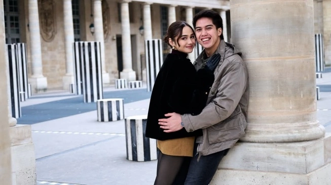 El Rumi 2025 Religius Usai Pacaran Syifa Hadju: Transformasi Spiritual yang Menginspirasi Generasi Muda