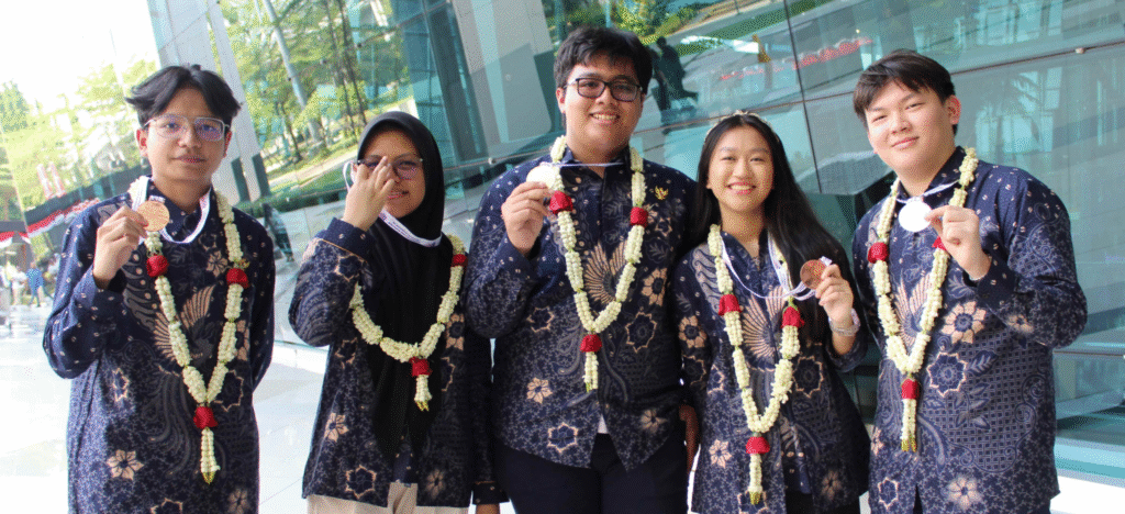 Perjalanan Misterius Melintasi Tata Surya dan Rahasia Planet Terjauh: Fakta Terkini November 2025